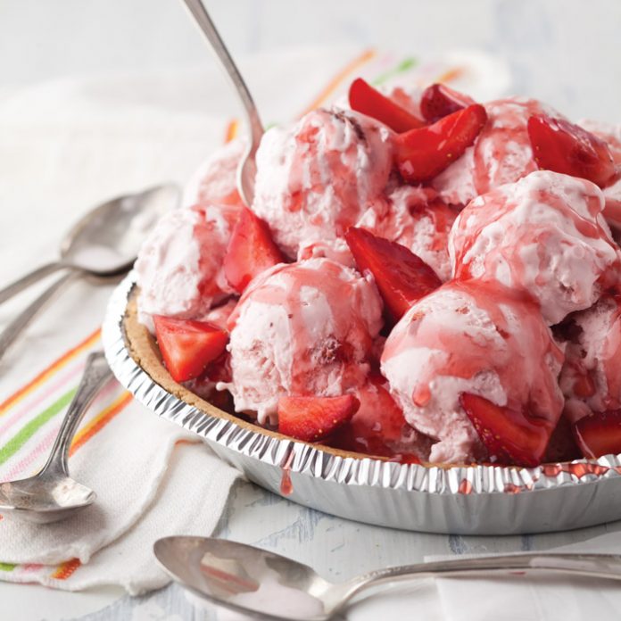 Strawberry-Ice-Cream-Pie