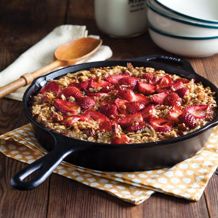 baked strawberry oatmeal
